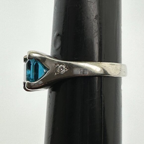 925 Sterling Silver Blue Topaz Ring with Crystal Accents - Size 6.75 - Picture 6 of 11